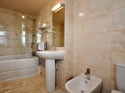 بنسيون Bryn Woodlands House