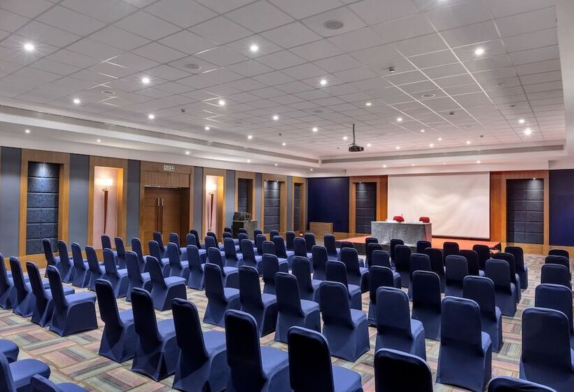 Курорт Club Mahindra Virajpet, Coorg