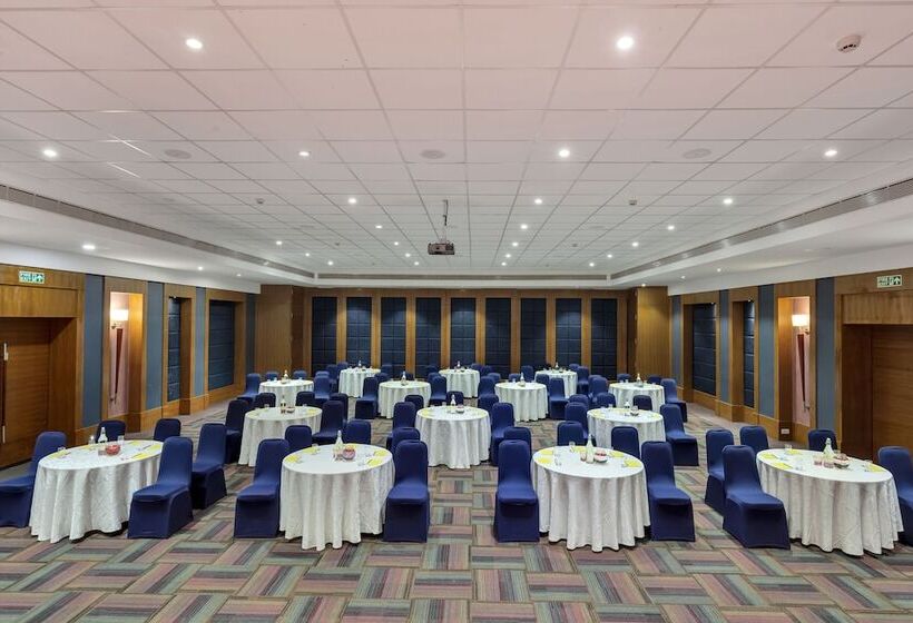 Курорт Club Mahindra Virajpet, Coorg