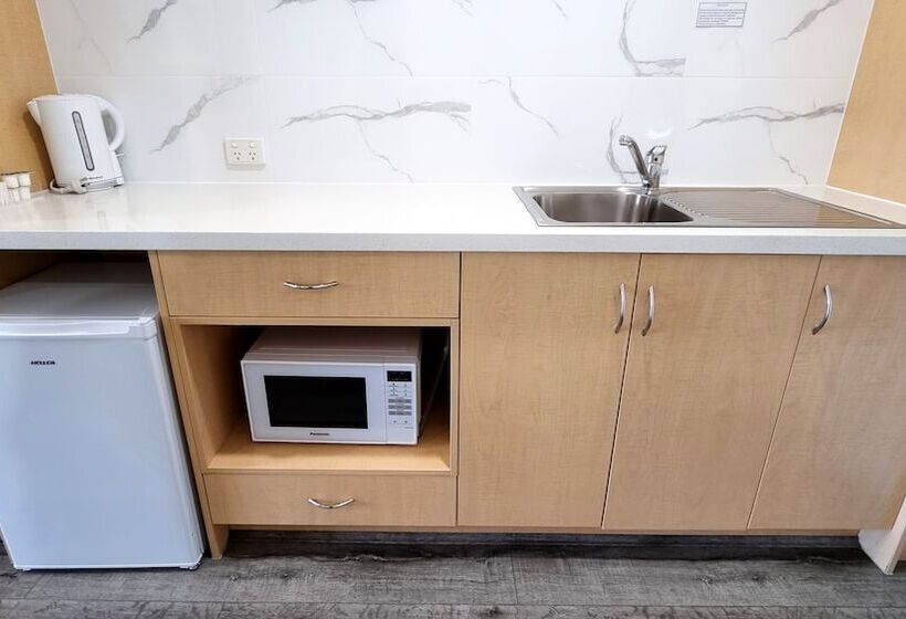 Seaview Motel & Apartments