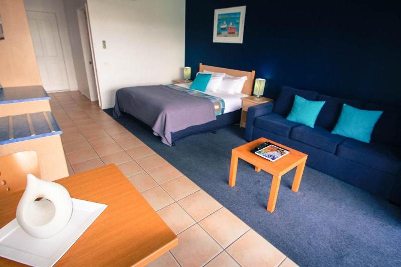 Seaview Motel & Apartments