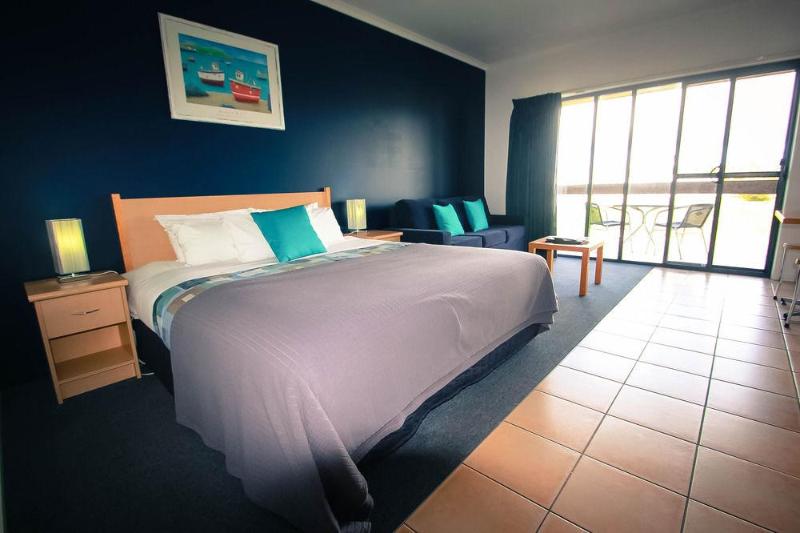 Seaview Motel & Apartments