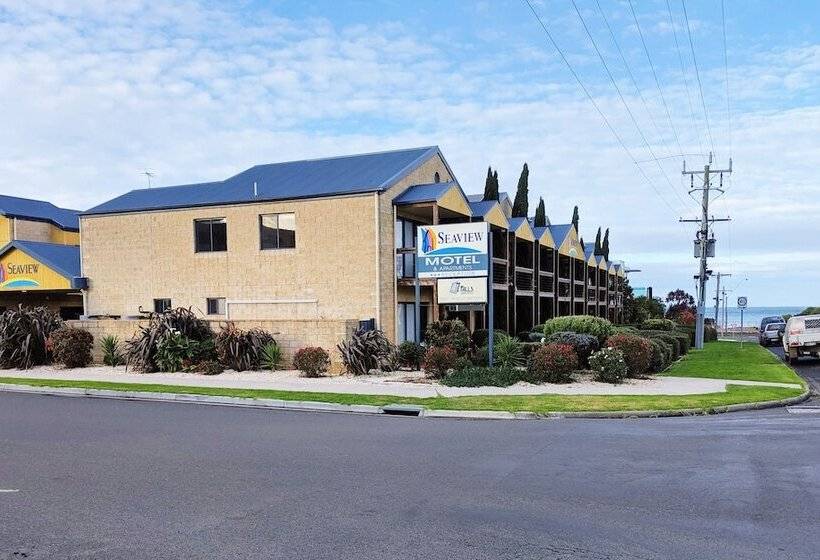 Seaview Motel & Apartments