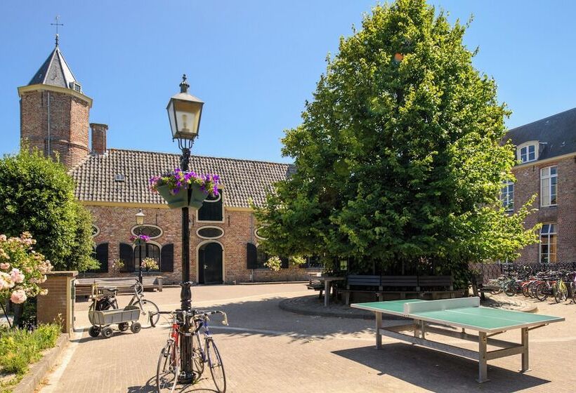 Stayokay Hostel Domburg