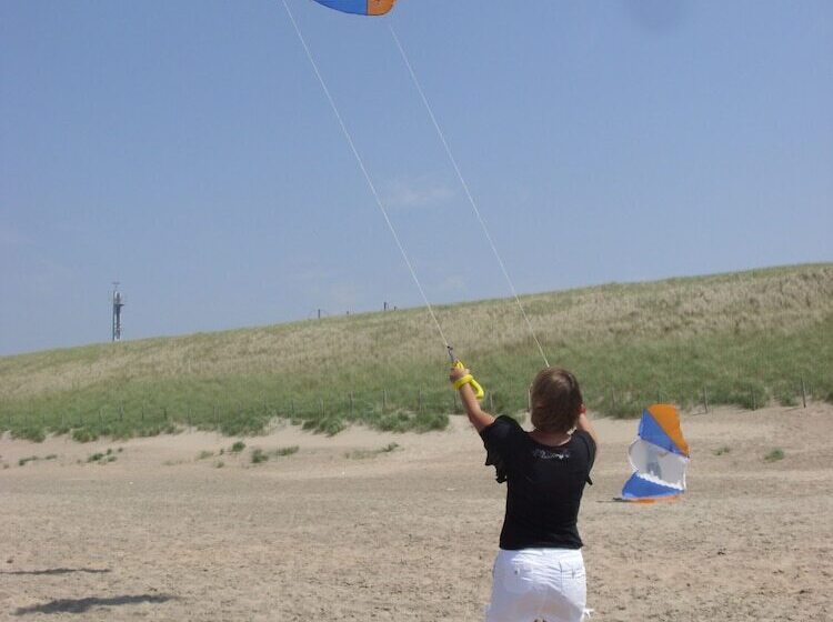 Stayokay Hostel Noordwijk