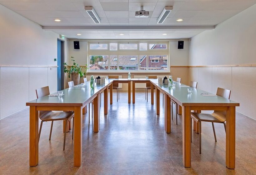 Stayokay Hostel Noordwijk