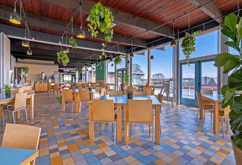 Stayokay Hostel Noordwijk