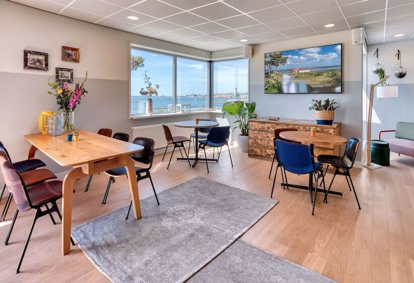 Stayokay Hostel Terschelling