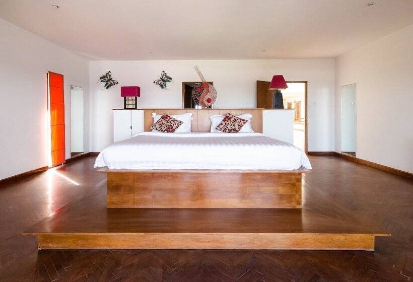 Suarti Resort Villas & Gallery