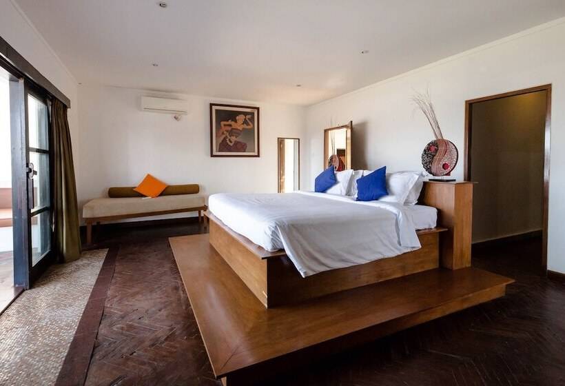 Suarti Resort Villas & Gallery