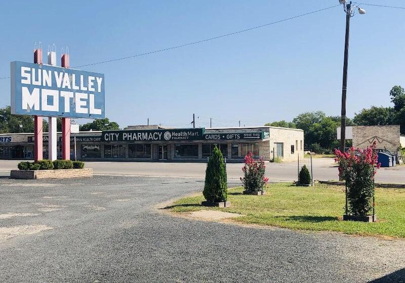 Sun Valley Motel Junction