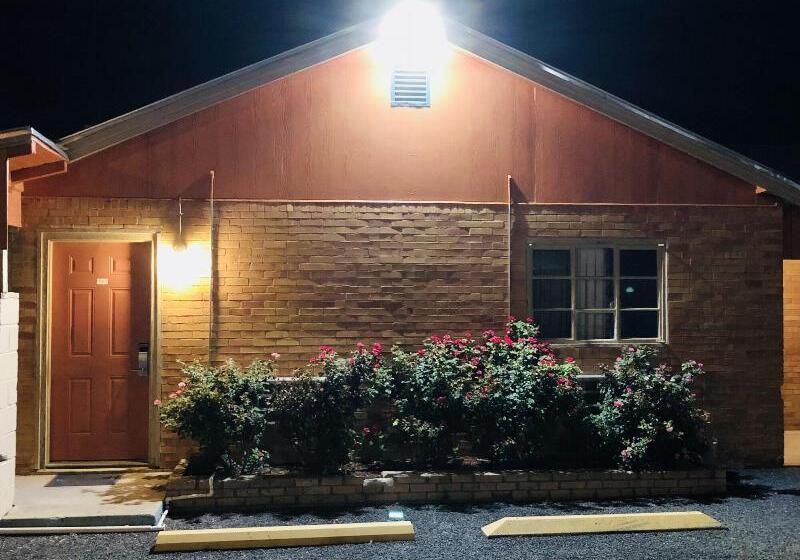 Sun Valley Motel Junction