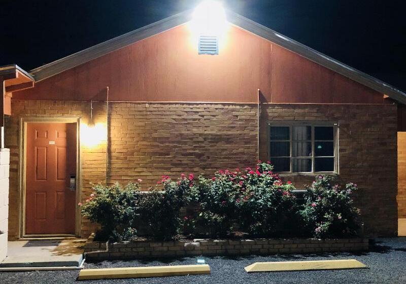 Sun Valley Motel Junction