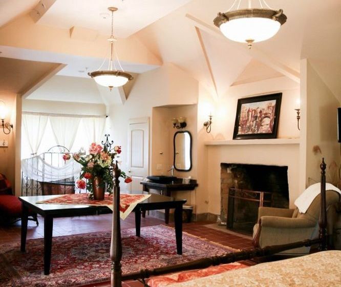 Tamaracks Country Villa Bed & Breakfast