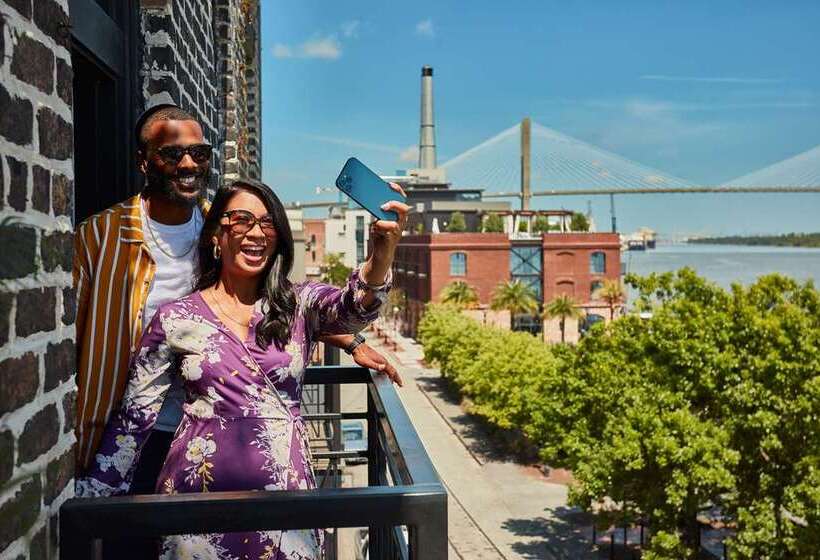 The Cotton Sail Hotel, Tapestry Collection By Hilton