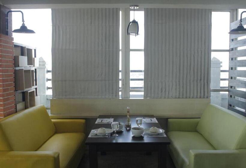 Transera Hotel Pontianak