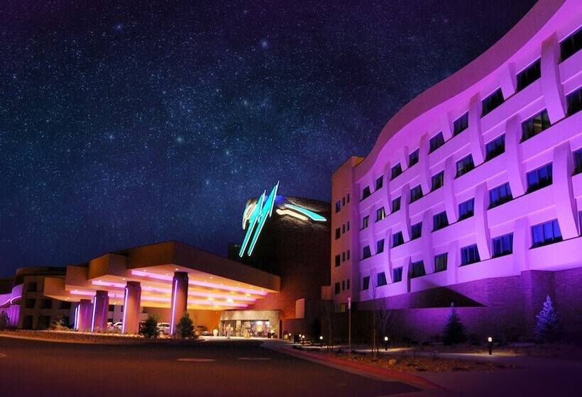 Twin Arrows Navajo Casino Resort