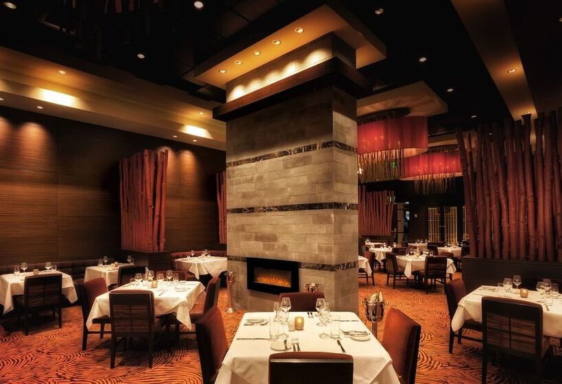 Twin Arrows Navajo Casino Resort