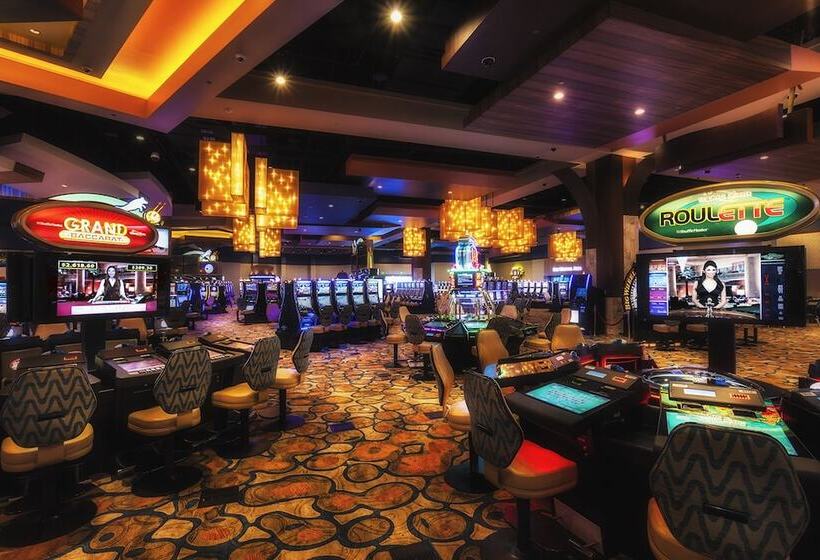 Twin Arrows Navajo Casino Resort