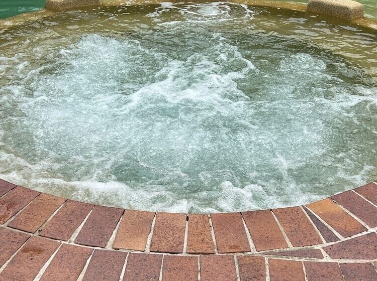 White Crest Apartments