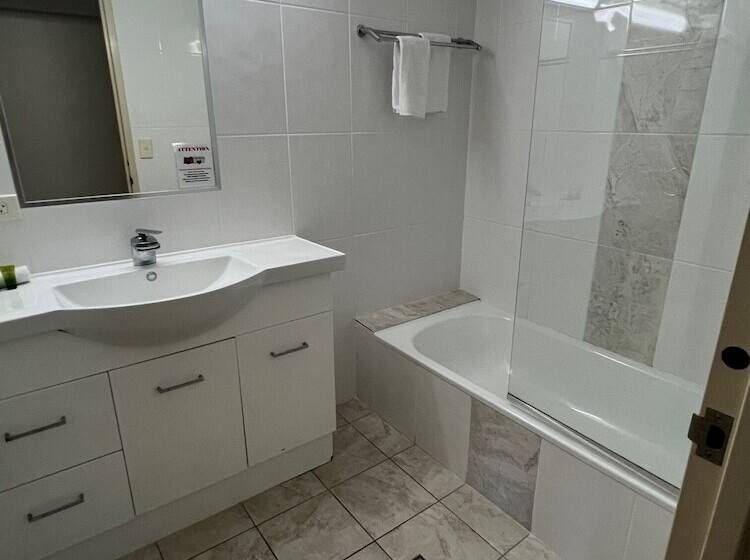 White Crest Apartments