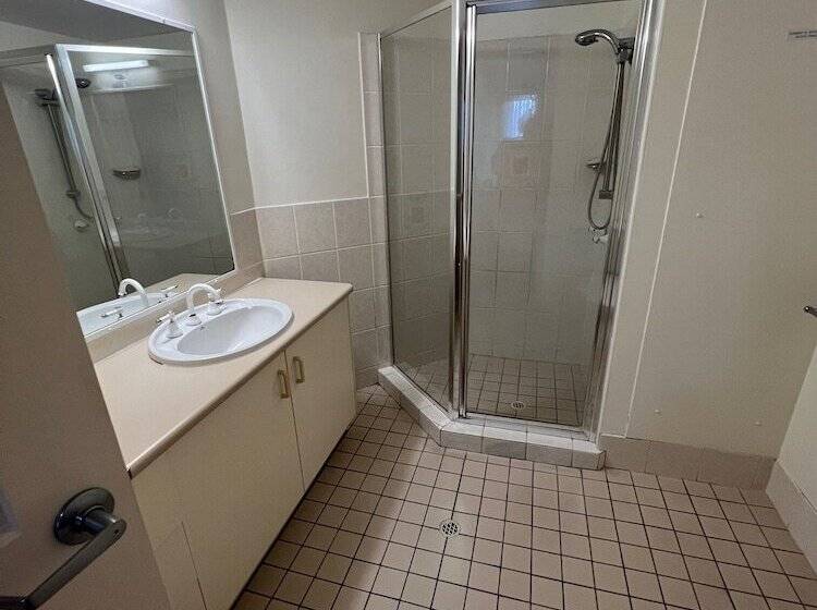 White Crest Apartments