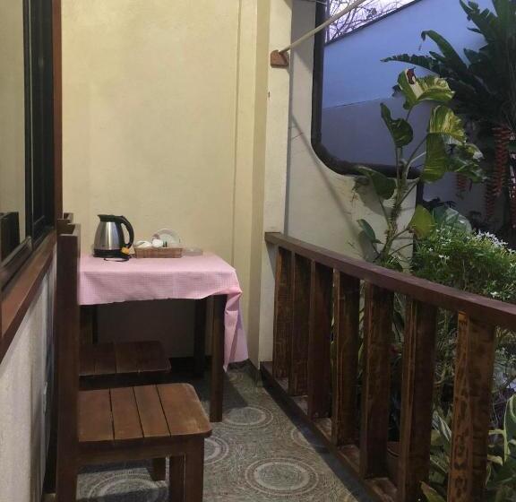 Hostel Amk Traveller S Hub