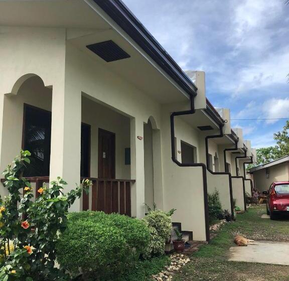 Hostel Amk Traveller S Hub