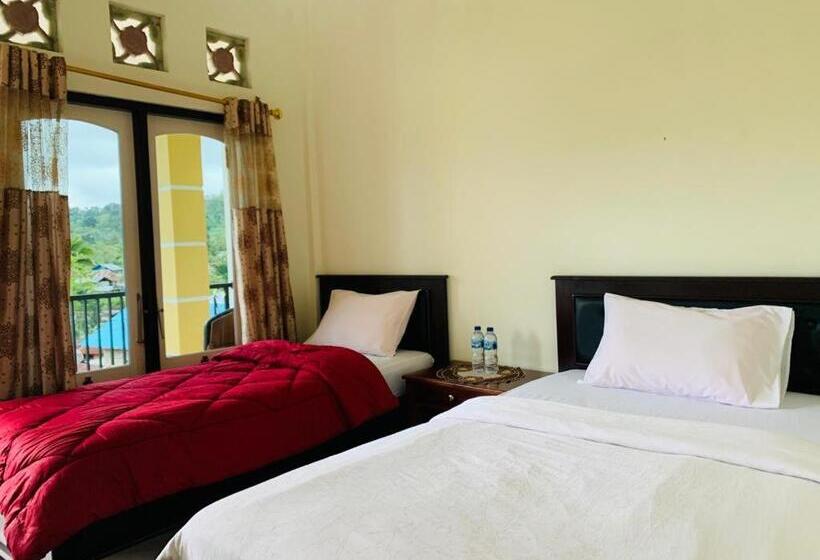 تختخواب و صبحانه Estevania Lodge Moni