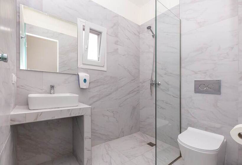 Hotel Aqua Luxury Suites By Estia