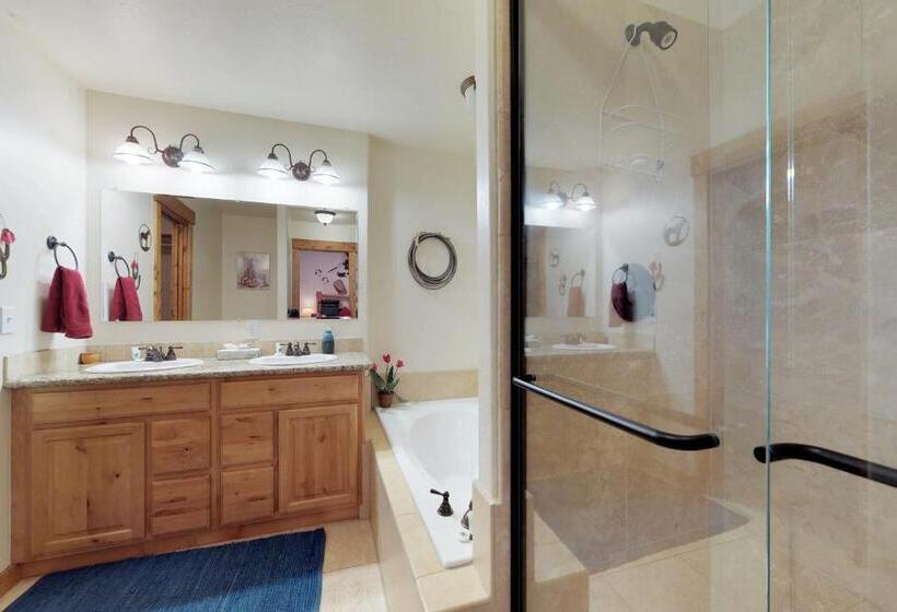 فندق Aspen Village 84