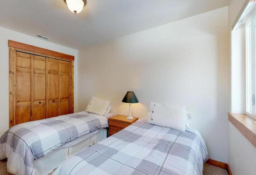 فندق Aspen Village 84