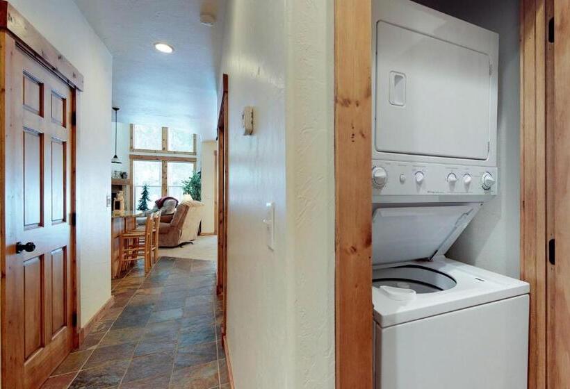 فندق Aspen Village 84