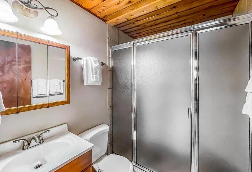 فندق Bay Point Lakefront 1b Down