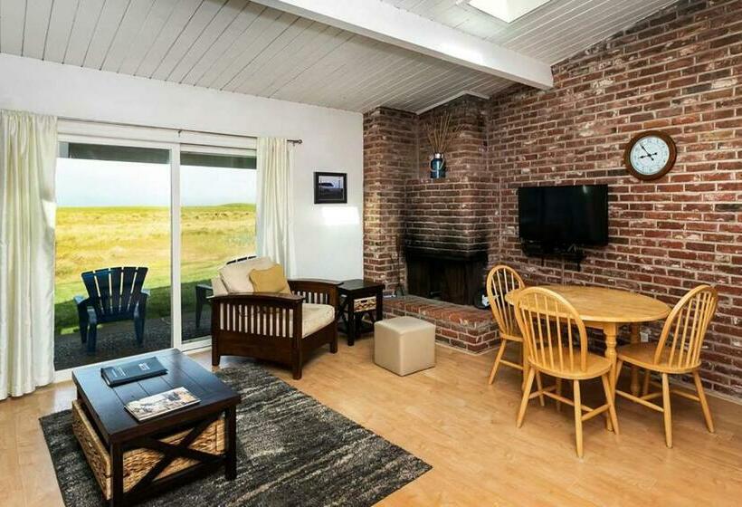 호텔 Cottage By The Sea
