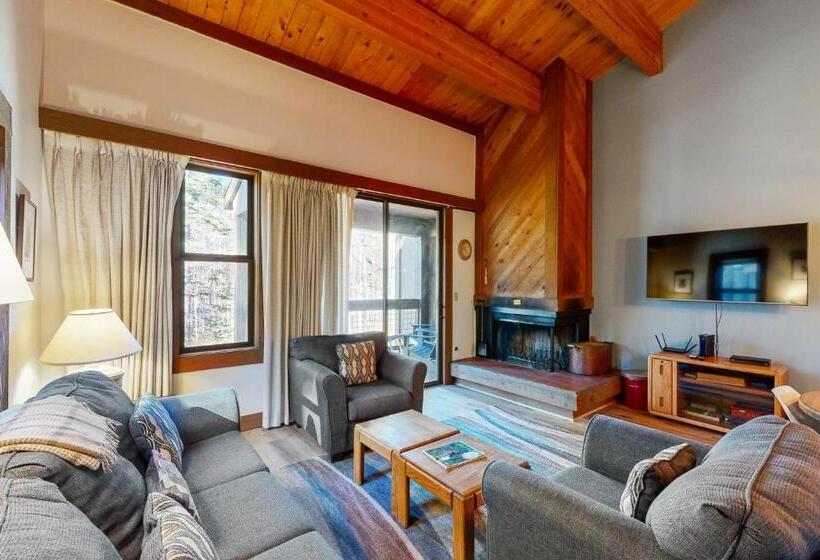 호텔 Great Northstar Condo