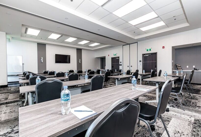 هتل Hyatt Place Toronto Brampton