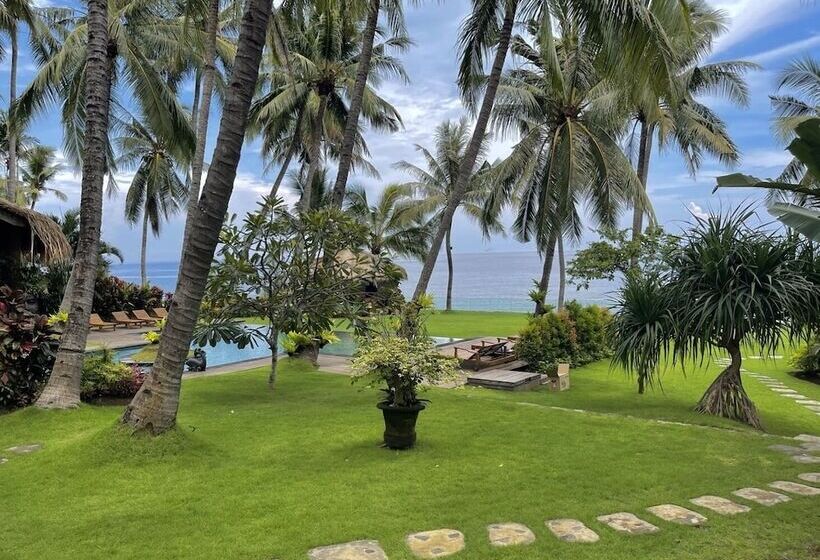 בית מלון כפרי Louka Beach Bali