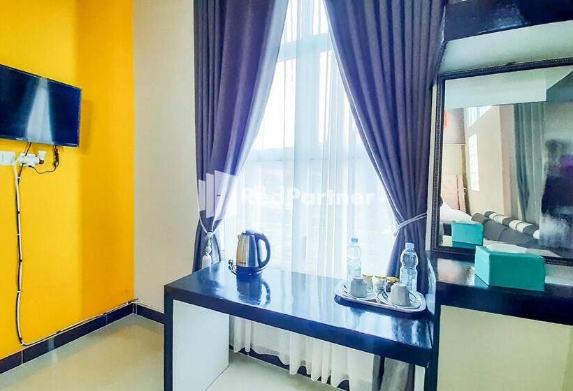 酒店 Mt Syariah Homestay Kerinci Redpartner