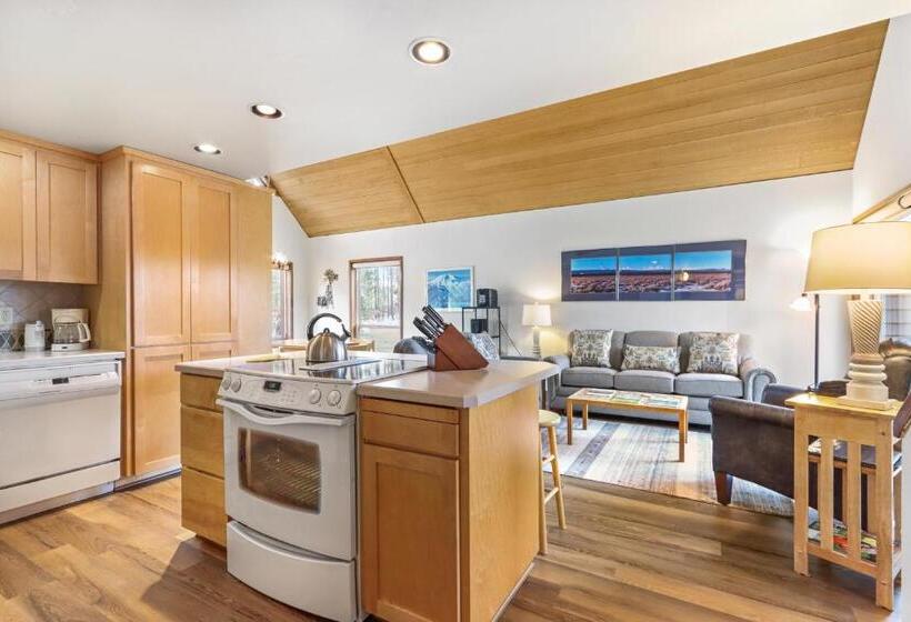 هتل Mt View 30 | Discover Sunriver