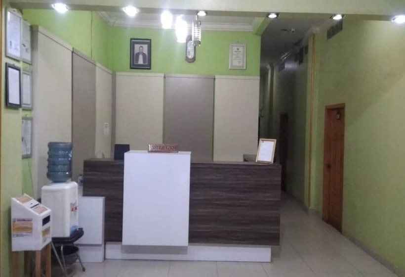 Hotel Oyo 91097  Atika