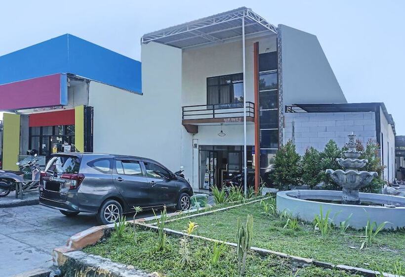 Отель Oyo 91432 Dalle 5151 Jeneponto