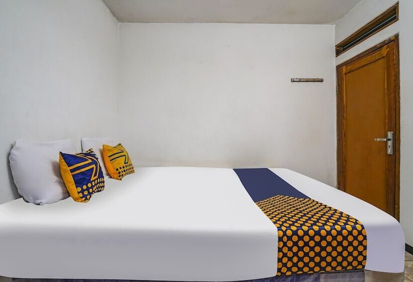 ホテル Oyo Homes 91009 Eco Tourism Desa Cibodas Areng 4 Syariah