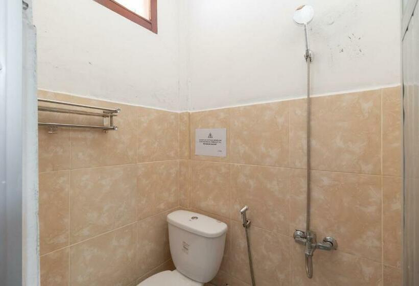 Отель Reddoorz Syariah Near Jakabaring Sport City Palembang