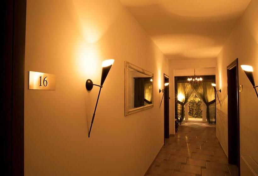 هتل Residenz Selena