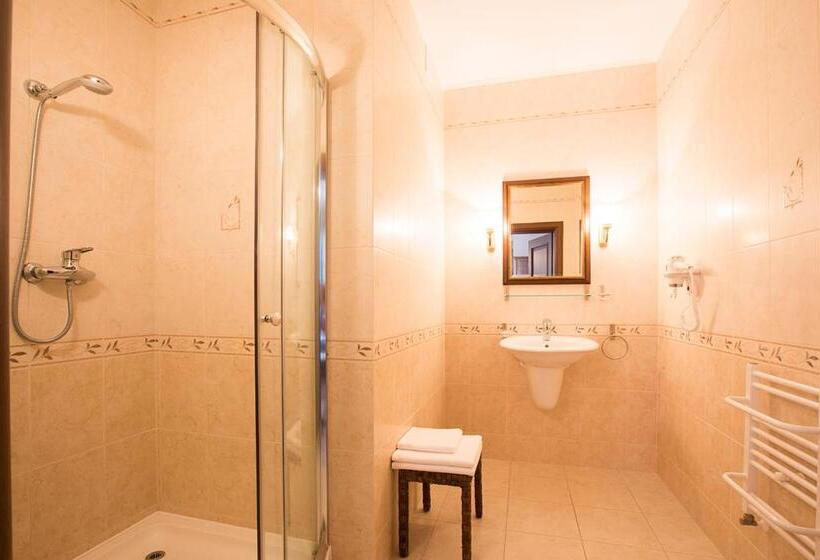 هتل Residenz Selena