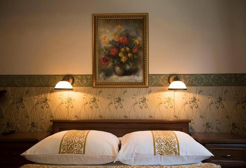 هتل Residenz Selena