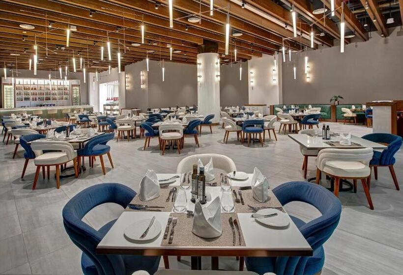 هتل Royal M Al Aqah Beach Resort By Gewan