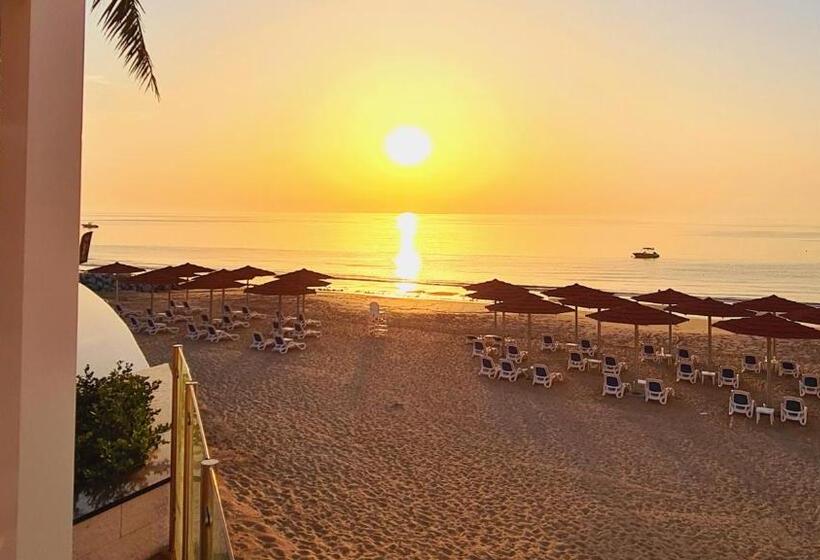 هتل Royal M Al Aqah Beach Resort By Gewan