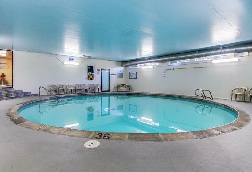 בית מלון כפרי Sand & Sea: Coastal Cove